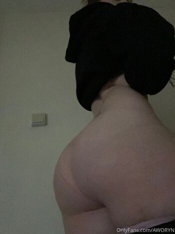 Aworyn Leaked Nude OnlyFans (Photo 21)