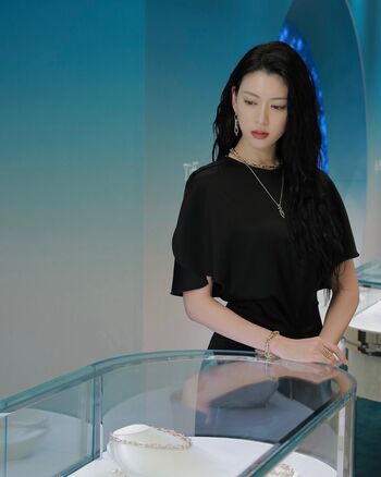 Ayaka Miyoshi