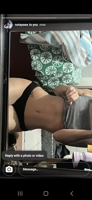 Ayse Arslan Leaked Nude OnlyFans (Photo 4)