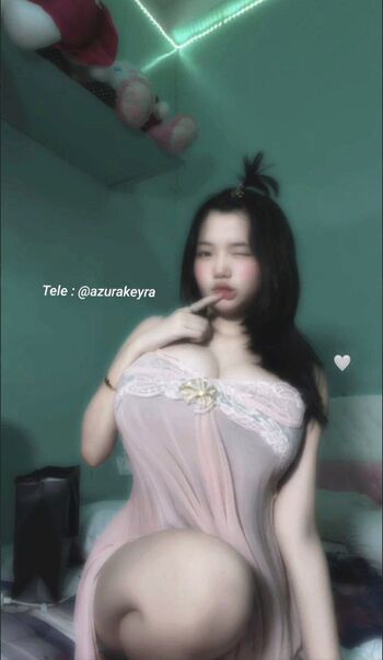 Azura Keyra Leaked Nude OnlyFans (Photo 2)