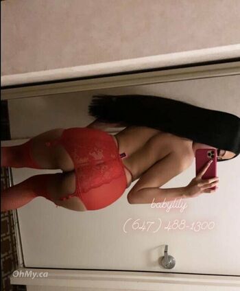 Baby Lily Leaked Nude OnlyFans (Photo 26)