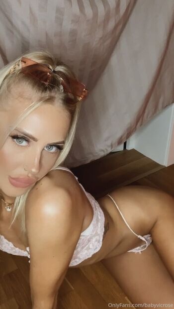 babyvicrose Leaked Nude OnlyFans (Photo 19)