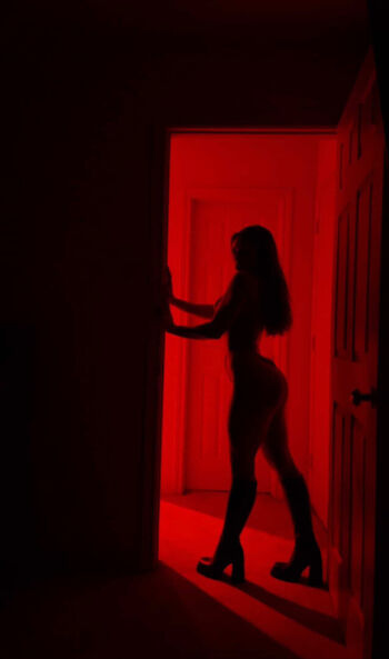 Baddy Maddy Leaked Nude OnlyFans (Photo 4)