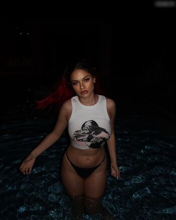 Badmómzjay Leaked Nude OnlyFans (Photo 46)