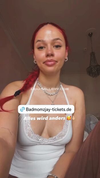 Badmomzjayyy Leaked Nude OnlyFans (Photo 5)