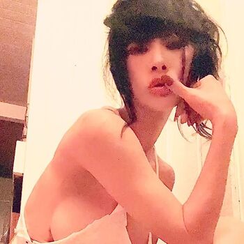 Bai Ling Leaked Nude OnlyFans (Photo 192)
