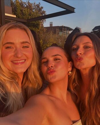 Bailee Madison Leaked Nude OnlyFans (Photo 141)