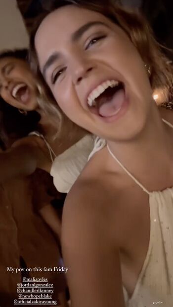 Bailee Madison Leaked Nude OnlyFans (Photo 149)