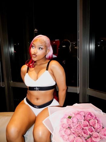Bardii Barbiiana Leaked Nude OnlyFans (Photo 1)
