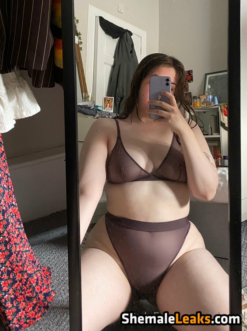 bbyzel Nude OnlyFans (Photo 11)