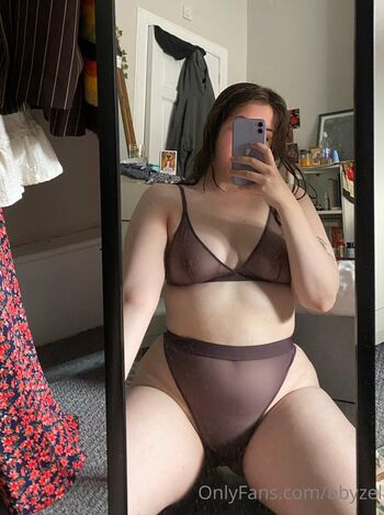 bbyzel Leaked Nude OnlyFans (Photo 11)