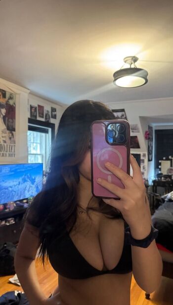 Beababoo69 Leaked Nude OnlyFans (Photo 1)