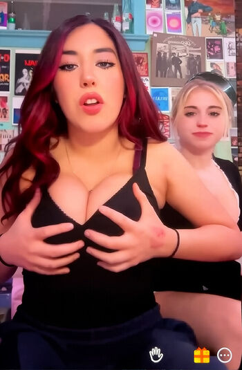 Beababoo69 Leaked Nude OnlyFans (Photo 3)