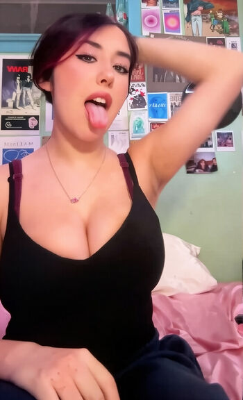 Beababoo69 Leaked Nude OnlyFans (Photo 5)