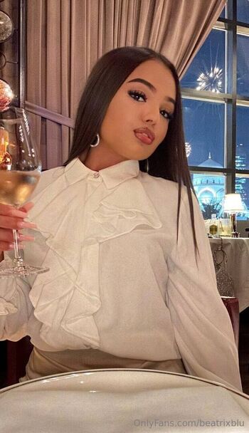 Beatrixblu Leaked Nude OnlyFans (Photo 3)