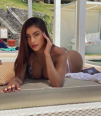 Beatriz Gomes Leaked Nude OnlyFans (Photo 22)
