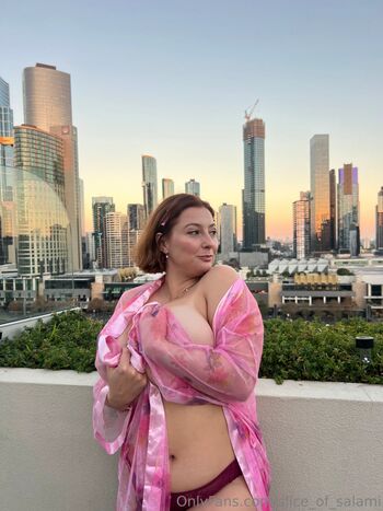 Bel Larcombe / Slice_of_salami_