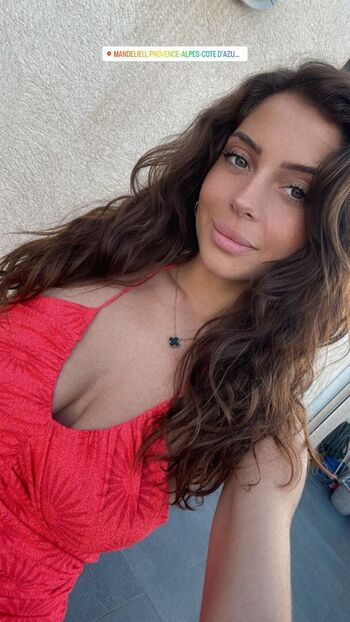 Bella_mnz