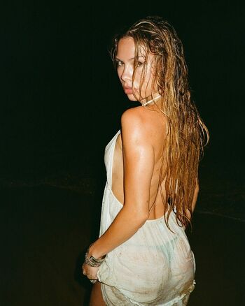 Bella Shepard Leaked Nude OnlyFans (Photo 4)