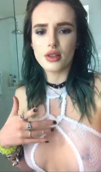 Bella Thorne Leaked Nude OnlyFans (Photo 1355)
