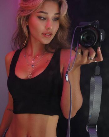 Bella Leaked Nude OnlyFans (Photo 23)