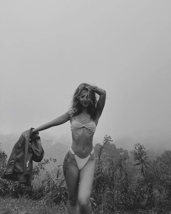 Bella Leaked Nude OnlyFans (Photo 28)