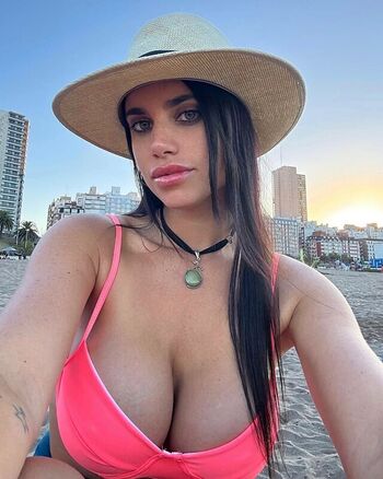 Belu Enrique Leaked Nude OnlyFans (Photo 6)