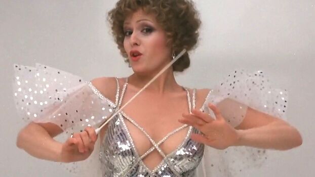 Bernadette Peters Leaked Nude OnlyFans (Photo 4)