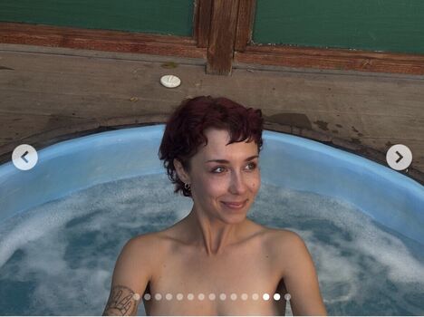 Bershy Leaked Nude OnlyFans (Photo 8)