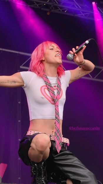 Beth McCarthy Leaked Nude OnlyFans (Photo 8)