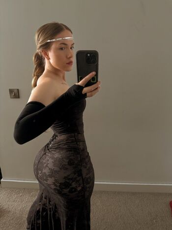 Bethfit Leaked Nude OnlyFans (Photo 14)