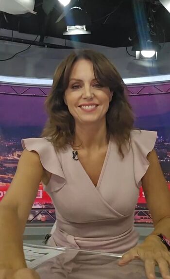 Bev Turner Leaked Nude OnlyFans (Photo 2)