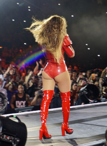 Beyoncé Leaked Nude OnlyFans (Photo 14)