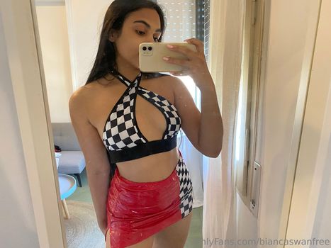 biancaswanfree Leaked Nude OnlyFans (Photo 60)