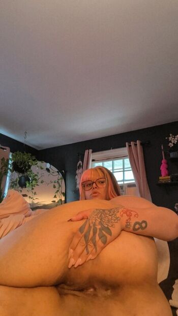 Big Bimbo Baggins