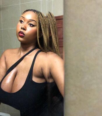 Bigtitti3barbie Leaked Nude OnlyFans (Photo 1)