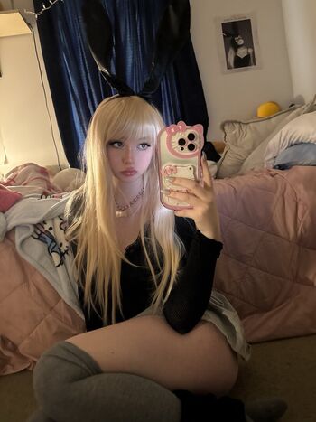 bimbogrlfriend