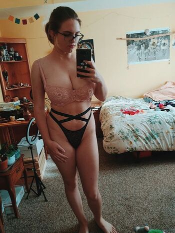 bittsandpieces Leaked Nude OnlyFans (Photo 50)
