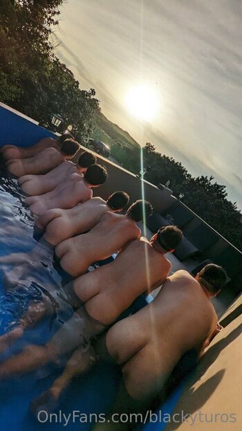 blackyturos Leaked Nude OnlyFans (Photo 22)
