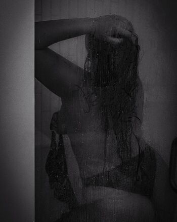 Blanche Elise Bolton Leaked Nude OnlyFans (Photo 2)