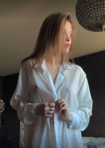 blissdilley Leaked Nude OnlyFans (Photo 2)