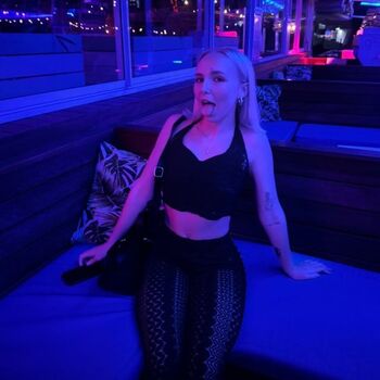 blonde_velvetmuse Leaked Nude OnlyFans (Photo 2)