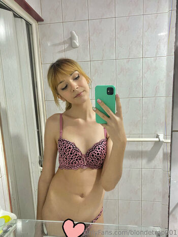 blondetrap001 Leaked Nude OnlyFans (Photo 32)