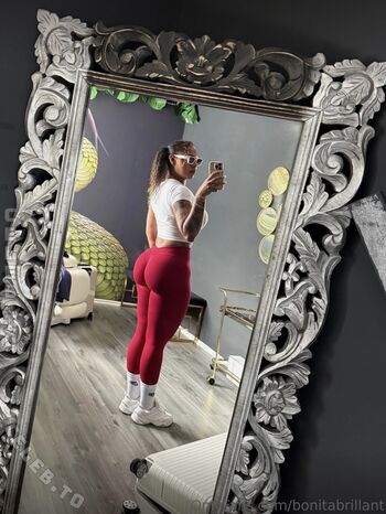 Bonita Brilliant Leaked Nude OnlyFans (Photo 10)