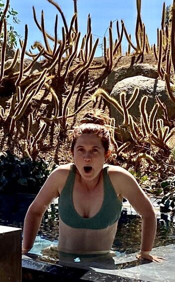 Bonnie Wright Leaked Nude OnlyFans (Photo 106)