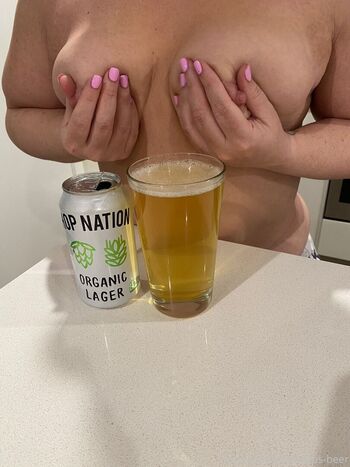 boobs-beer Leaked Nude OnlyFans (Photo 10)