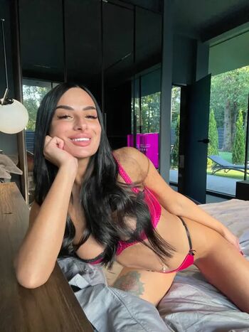 Brandiloveee Leaked Nude OnlyFans (Photo 27)