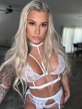 BrazyBecca Leaked Nude OnlyFans (Photo 77)