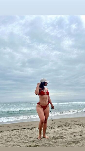 Brenda Zini Leaked Nude OnlyFans (Photo 2)