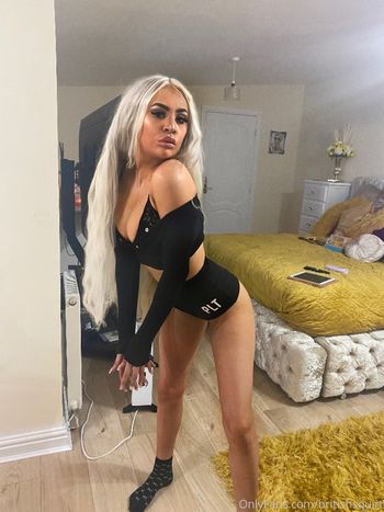 britishsquirt Leaked Nude OnlyFans (Photo 25)